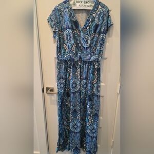 Elegant Blue Paisley Maxi Dress